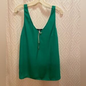 NWT Joules Kyra Green Tank, Size 2